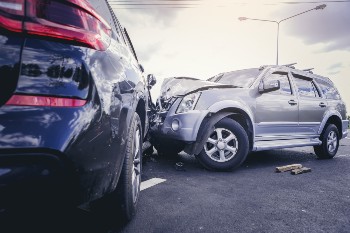 Louisville car accident scene leading to a personal injury lawsuit in KY