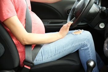 Auto Accident Attorney advise for pregnant woman involved in car crash